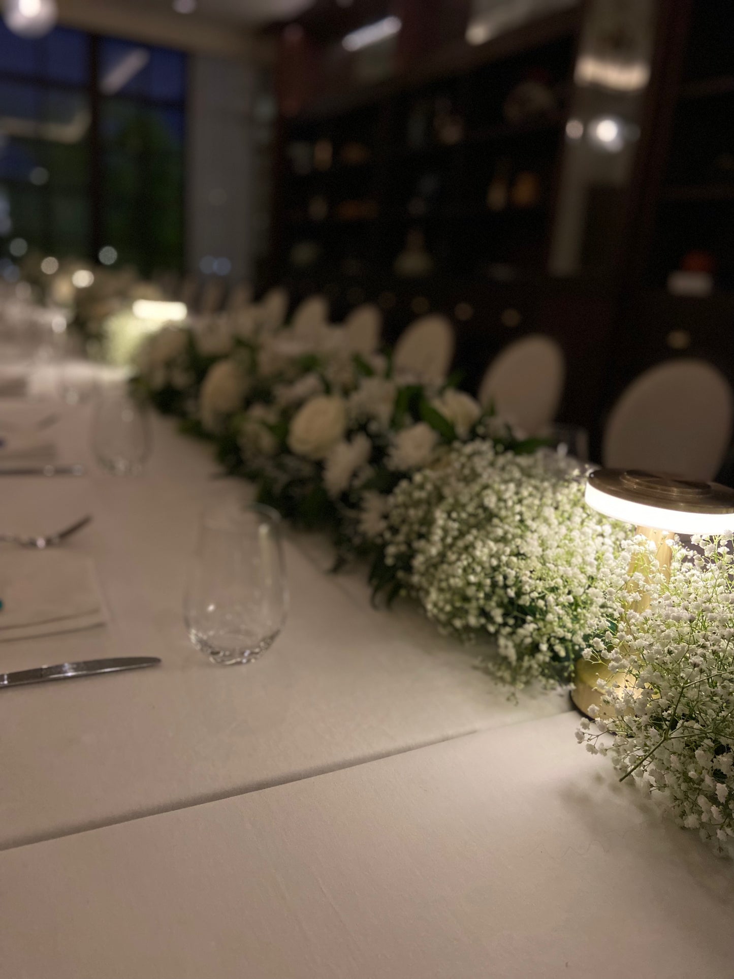 Centro de mesa alargado